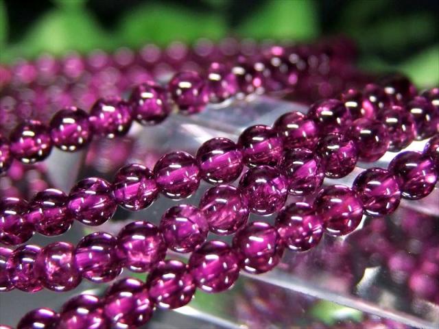 超透明 これぞロードライト S級 ロードライトガーネット ブレスレット 3mm-3.5mm×55珠前後 魅惑のワインレッドカラー 真実の愛の石 歴史上最も古い宝石のひとつ 赤紫色の柘榴石 1点もの インド産 bl-p パワーストーン 天然石