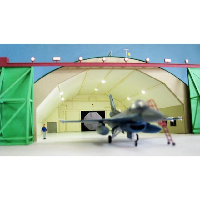 さんけい みにちゅあーとキット 1/144 航空情景シリーズ 【アラート格納庫】 MK08-04