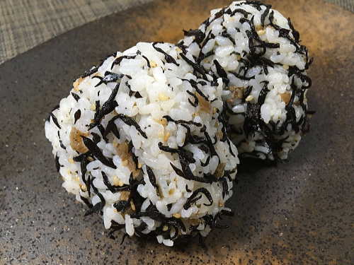 梅ひじき 国産 2200ｇ（110ｇ×20袋） ひじき ふりかけ 国産 梅の実入 梅ひじきふりかけ　樽味屋 九州産の芽ひじきと国産カリカリ梅の実入り しそひじき お茶漬け ご飯のお供 ごはんのおとも 九州ポイント消化 メール便 業務用_2