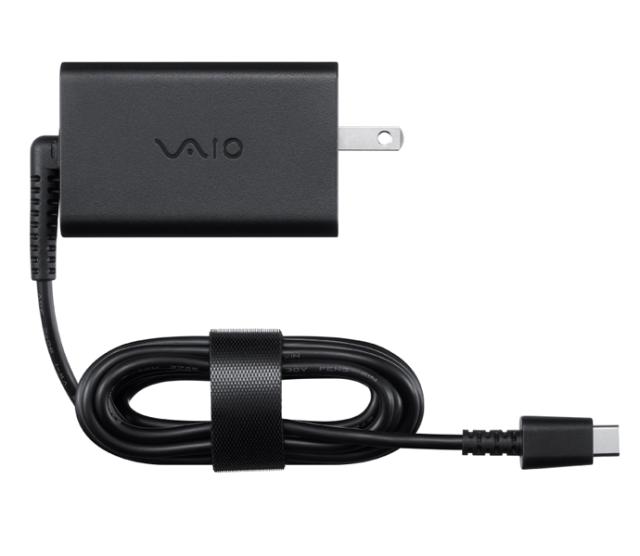 VAIO Type-Cプラグ収納式ACアダプター(VJ8PD65W4) 取り寄せ商品