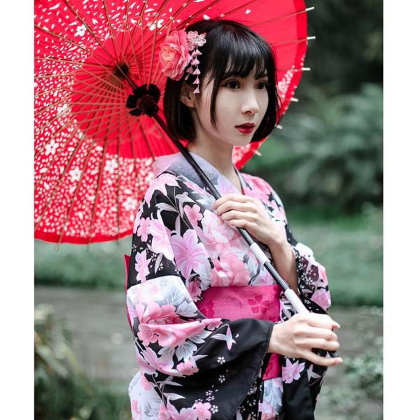 レディース浴衣 着物  仕立て上がりユリの花 9点セット 浴衣・結び帯・下駄・浴衣肌着・ハンドバッグ・せんす・靴下 高級 変わり織 花火大会　お祭り 135cm レディース浴衣 着物 仕立て上がりユリの花 9点セット 浴衣・結び帯