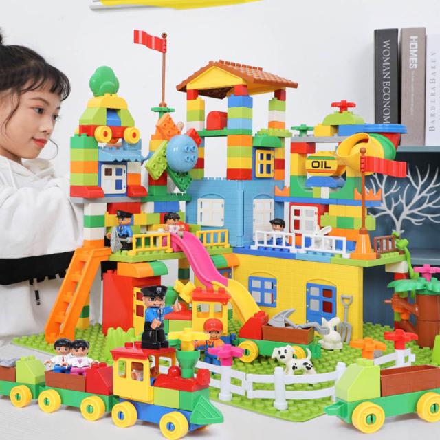 おもちゃ 知育玩具 キッズ 子供用　組み立て式　DIYおもちゃ　積む遊び　ブロック　おもちゃ　3歳以上　創造力と想像力を育てる知育 玩具 男の子・女の子　誕生日プレゼント 入園祝い ブロック238ピース_3