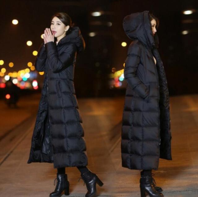 ダウンコート レディース 超ロング 秋冬 ベンチコートダウンジャケットフード付き スタンドカラー aライン 着痩せ 　ブラック、レッド　 無地 厚手 防寒 ジップアップ アウター