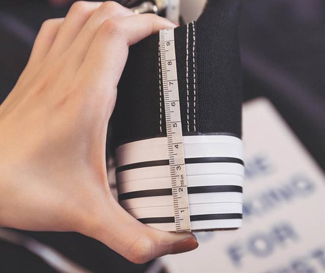 シークレットシューズ スニーカー キャンバス レディース ハイカット サイドジッパー カジュアルシューズ 9.5CM 身長アップ インヒール内蔵のため 厚底 歩きやすい おしゃれ靴 春 秋 通勤 通学