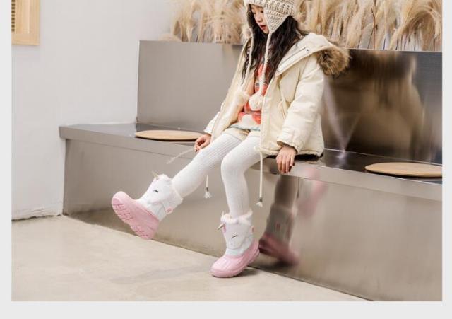 スノーブーツ キッズ ブーツ 女の子 マジックテープ ラウンドトゥ 無地 防寒 保温 雪 スキー ジュニア 学生 秋冬 やわらかい ファーストシューズ 厚手 ヤク] スノーブーツ キッズ ショートブーツ 綿靴 雪遊び 子供靴 可愛い 雪靴 ボア 保温 防水 超繊維 スキー マジックテープ  : [ヤク] スノーシューズ キッズ レディース 防寒シューズ スノーブーツ 防寒 子ども ボア スエード マジックテープ  無地 裹起毛