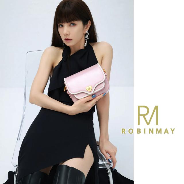 保証付 返品OK 正規品 ROBINMAY　ロビンメイ C349 桃心蔓蔓斜背包 レディース バイカラー ハートロゴ レトロ ショルダー クラシカル 春夏秋冬レザー ヴィーガン サステナブル 大人可愛い 台湾発　20代 30代 40代 50代 60代 公式 ミニショルダー スクエアバッグ_8