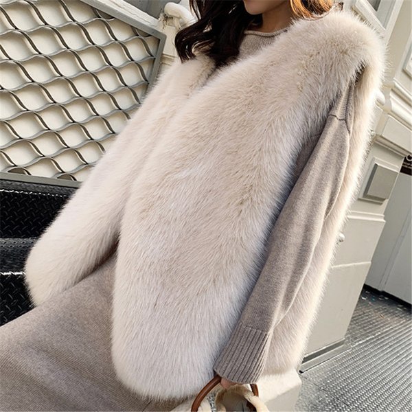 ファーベスト 毛皮ベスト ふわふわ ベスト レディース フェイクファー ファージャケット 秋冬 保温 防寒 ノースリーブ ボリューム 暖かい 送料無料の通販は