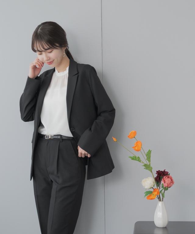 セットアップスーツ レディース 夏 洗える ビジネススーツ パンツスーツ レディーススーツ 春夏 薄手 背抜き １つボタン テーラードジャケット オフィスカジュアル ビジネスジャケット 上下セット 大きいサイズ 3L/4L/5L/6L ブラック 黒 ブルー 青 30代 40代 50代