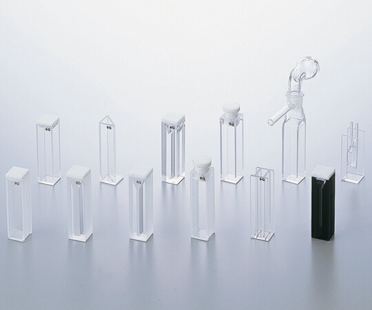 石英上のウルフアマイト 2-474-02 スタルナ石英セル (UV用セミマイクロセル)