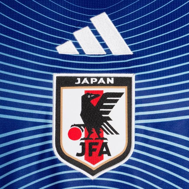 アディダス 2026　サッカー日本代表　ホ　ーム　レプリカ　ユニフォーム サッカー ファンアイテム DAZ45-KD3345_2