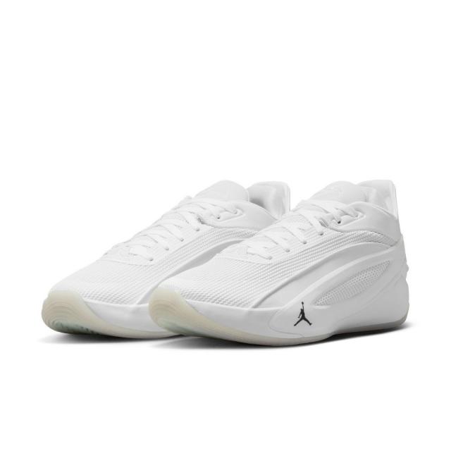 ＪＯＲＤＡＮ ジョーダン　ＬＵＫＡ　5　ＰＦ バスケットボール ＭバスケットＳＨ HV8087-100