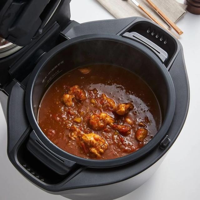 シャープ KN-HW24H-W ヘルシオ ホットクック 電気無水鍋 水なし自動調理鍋 2.4L プレミアムホワイト HEALSiO 料理 家電 お洒落 無線LAN SHARP