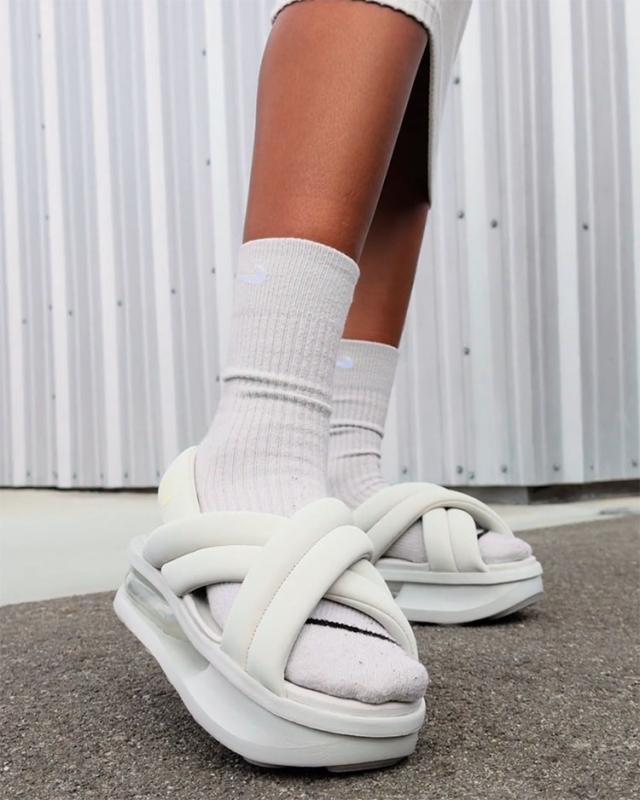NIKE air max ISLA ナイキ エアマックスアイラ サンダル 白 NIKE ナイキ ウィメンズ エアマックス アイラ サンダル WMNS AIR