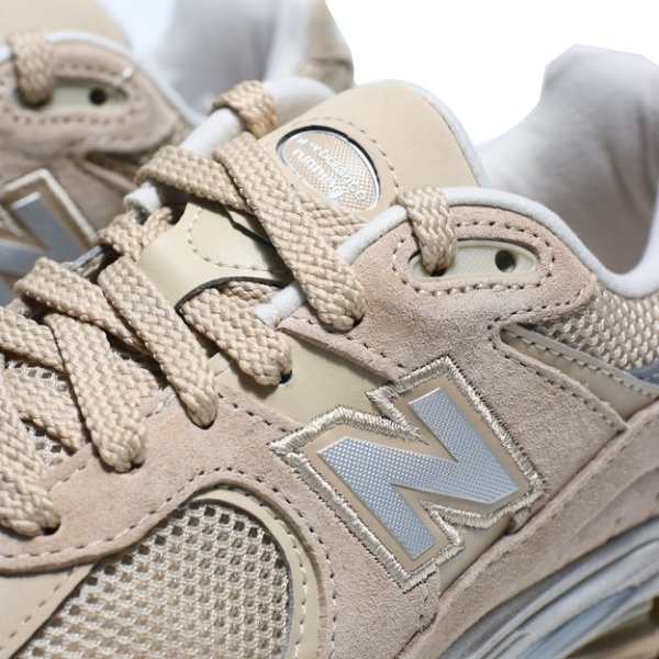 New Balance ニューバランス スニーカー 2002 ML2002R2 ベージュ BEIの