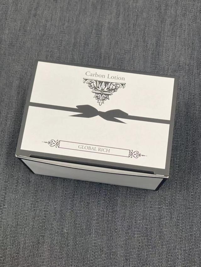 国産 カーボンローション（マックスピール、カーボンピーリング、レーザーピーリング、ブラックピーリング等用）1箱（10ml×6本）/税込8,316円　レーザー・IPL　「美白効果／毛穴の引き締め／キメ＆ハリを整える」