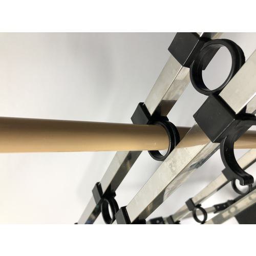 ■TRUSCO 【売切廃番】 折り畳み掃除用具保管台 大〔品番:TCTS860〕【2072103:0】[店頭受取不可] □TRUSCO 【売切廃番】 折り畳み掃除用具保管台 大〔品番:TCTS860〕【