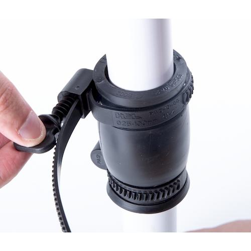 ■HCL 樹脂製ホースバンド Ezyclamp 手締めタイプ 締付径25.0~125.0mm ナイロン66〔品番:PWD13125WGPA66BK〕【3560829:0】[店頭受取不可]_2