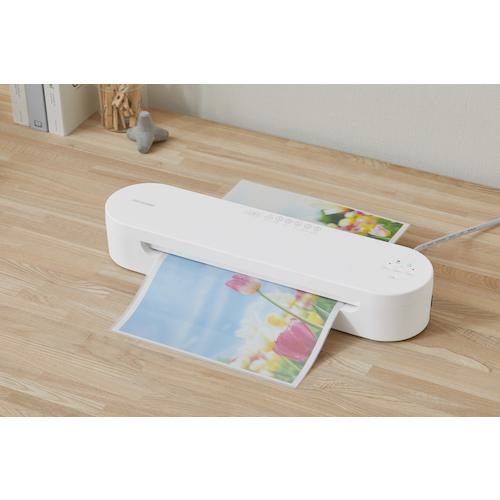 ■IRIS 299190 高速起動ラミネーター ホワイト〔品番:HSLA343W〕【6316148:0】[店頭受取不可] □IRIS 299190 高速起動ラミネーター ホワイト〔品番:HSLA343W