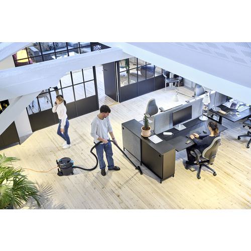 □Nilfisk 業務用掃除機 VP300R HEPA (乾式)〔品番:107421151