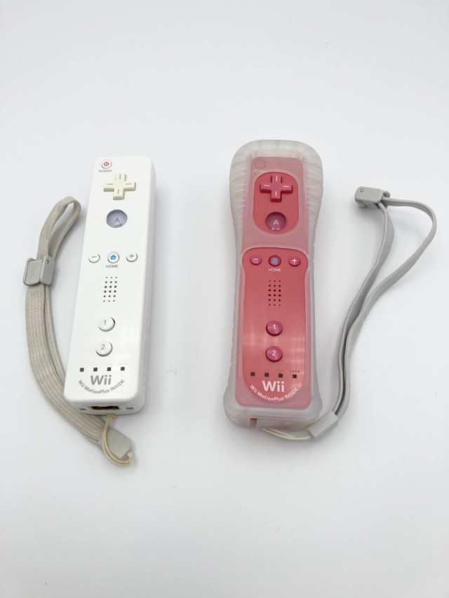 Wii本体(クロ) Wiiリモコンプラス2個、Wiiパーティ同梱