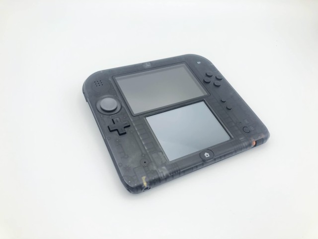 中古 ニンテンドー2DS クリアブラックの通販はau PAY マーケット