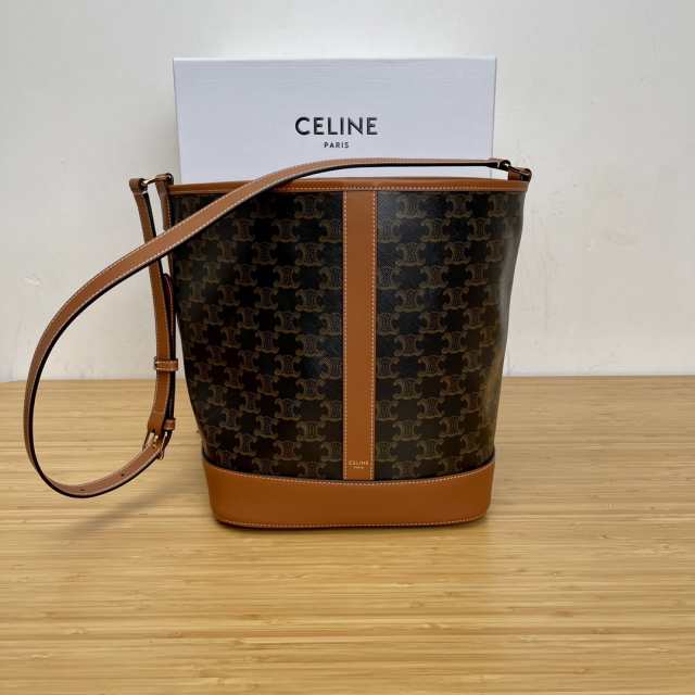 CELINE セリーヌ celine ミディアム トリオンフキャンバス