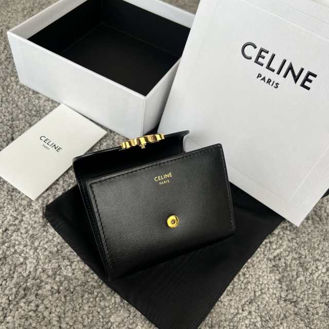 数量限定」CELINE セリーヌ celine スモール ウォレット トリオンフ ブラック 財布 シャイニーカーフスキン レディース 送料無料  ファの通販はau PAY マーケット - atstore | au PAY マーケット－通販サイト