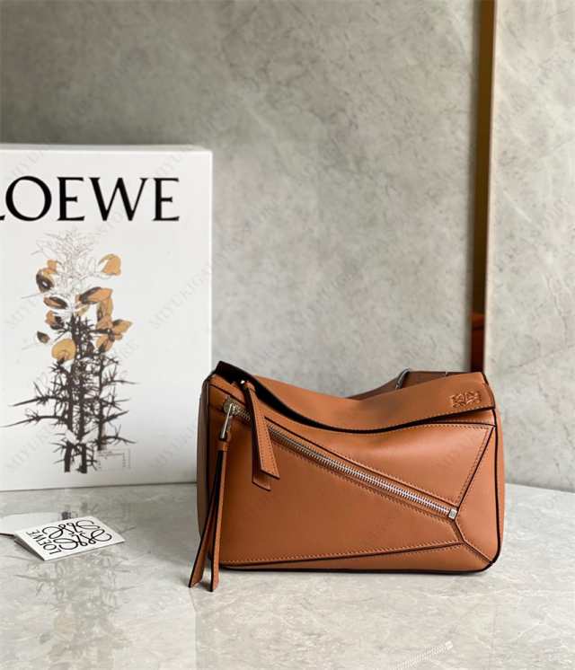 数量限定」LOEWE ロエベ ボディバッグ メンズ loewe PUZZLE SMALL 