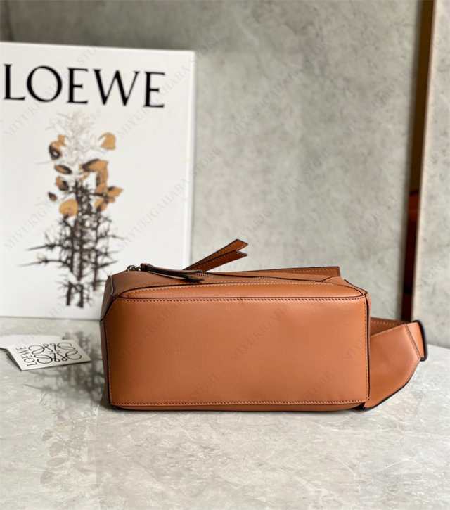 LOEWE ロエベ ボディバッグ メンズ loewe PUZZLE SMALL BUMBBAG 