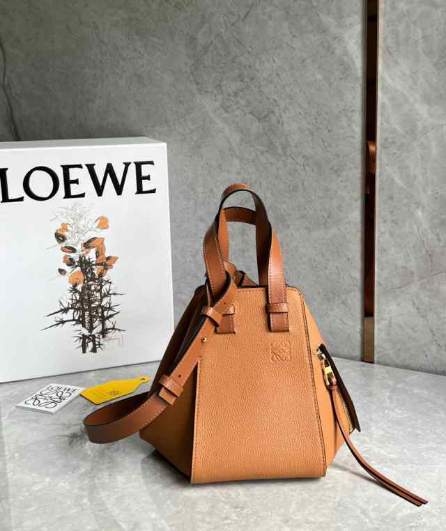 LOEWE ロエベ loewe ハンモック ドローストリングバッグ ミニ ...