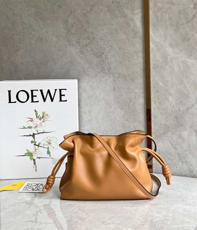 LOEWE ロエベ フラメンコクラッチ ミニ (ナパカーフ) Flamenco mini ...