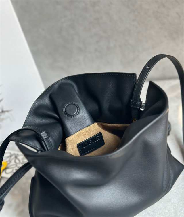 LOEWE ロエベ フラメンコクラッチ ミニ (ナパカーフ) Flamenco mini leather clutch ショルダーバッグ クロスボディ  ブランド レディース｜au PAY マーケット