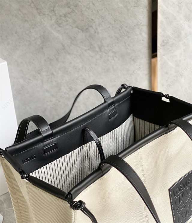 LOEWE ロエベ トートバッグ クッショントート キャンバス カーフ LOEWE 