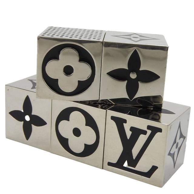 中古 ルイヴィトン LOUIS VUITTON M99454 キューブゲーム ダイス サイコロ LV シルバー メタル モノグラム 磁石 マグネット インテリア 小物 LV CUBE GAMEの通販は 中古 ルイヴィトン LOUIS VUITTON M99454 キューブゲーム ダイス サイコロ LV シルバー メタル モノグラム 磁石 マグネット インテリア 小物 LV CUBE GAMEの通販は