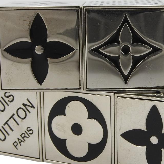 中古 ルイヴィトン LOUIS VUITTON M99454 キューブゲーム ダイス サイコロ LV シルバー メタル モノグラム 磁石 マグネット インテリア 小物 LV CUBE GAMEの通販は 中古 ルイヴィトン LOUIS VUITTON M99454 キューブゲーム ダイス サイコロ LV シルバー メタル モノグラム 磁石 マグネット インテリア 小物 LV CUBE GAMEの通販は