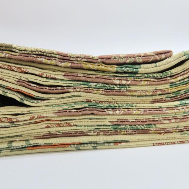 【中古】 名古屋帯 京袋 全通柄 正絹(金銀糸除く) ベージュ系 マルチカラー 丸帯 アンティーク 吉祥文様尽くし 和装 呉服 和服 きもの レディース 女性 中古 名古屋帯 京袋 全通柄 正絹(金銀糸除く) ベージュ系 マルチカラー
