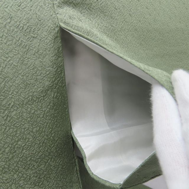 中古 色無地 風花 特殊堅牢染 正絹(金銀糸除く) カーキグリーン 地紋 フォーマル 1つ紋 和装 呉服 和服 きもの レディース 女性 中古 色無地 風花 特殊堅牢染 正絹(金銀糸除く) カーキグリーン 地紋