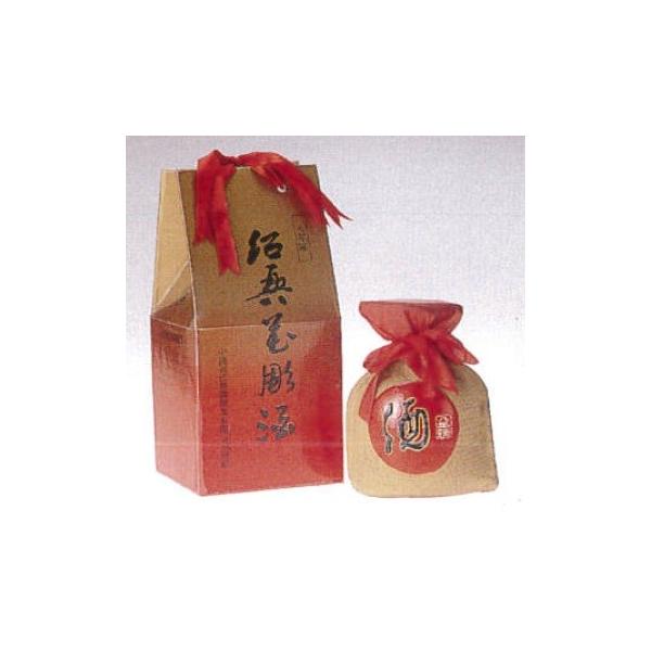 横浜中華街　花彫王（8年陳紹興酒）、600mlX8個（1ケース売り）、壷・化粧箱付き・福・禄・寿・喜・縁起のよい文字が描かれたお酒です♪