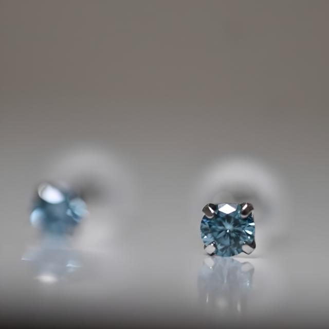 Pt900天然ブルートリートダイヤモンド0.22ctピアスDiamondプラチナ Pt900天然ブルートリートダイヤモンド0.22ctピアスDiamond