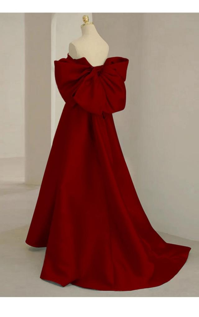 イブニングドレレス レッド ラインドレス 赤色 着?せ シンプル ドレス