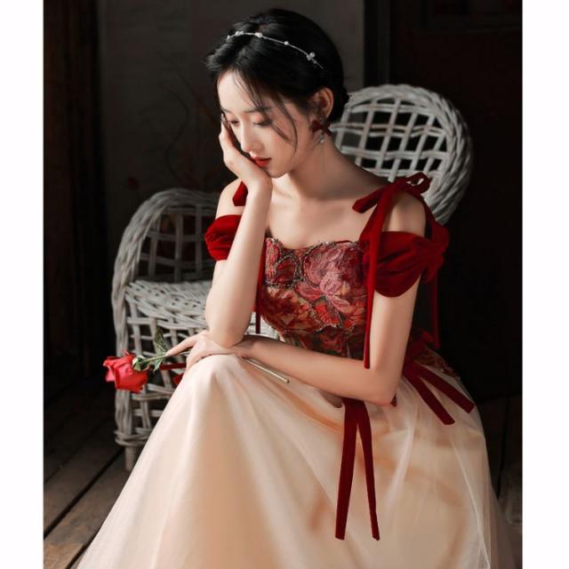 イブニングドレススカート2024新品サスペンダースタイルバーガンディブライダルトーストドレスローズナイトバンケットイブニングドレス