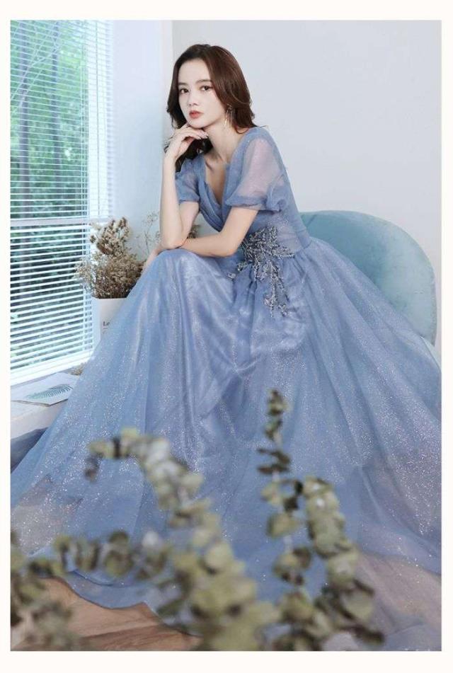 イブニングドレスシンプル新作品ブルービーズ刺?ドレスロングドレス