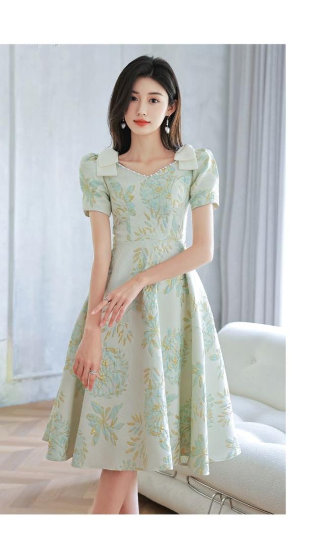 キャバドレスグリーンドレスワンピース女性2024新品夏セレブドレス森系誕生日パーティー成人式イブニングドレス_3