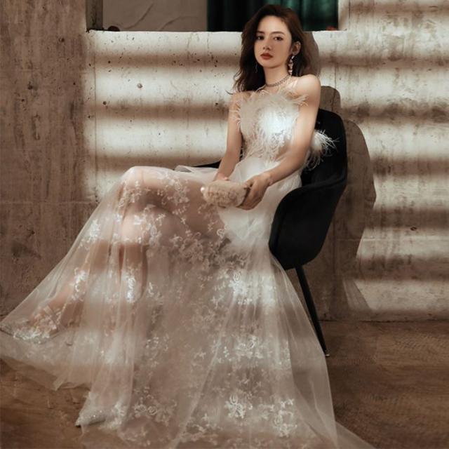 マーメイドラインドレスは森ガール系人気質宴会や誕生日の司会ショート丈の女性普段はヘプバーン風のドレスを着て