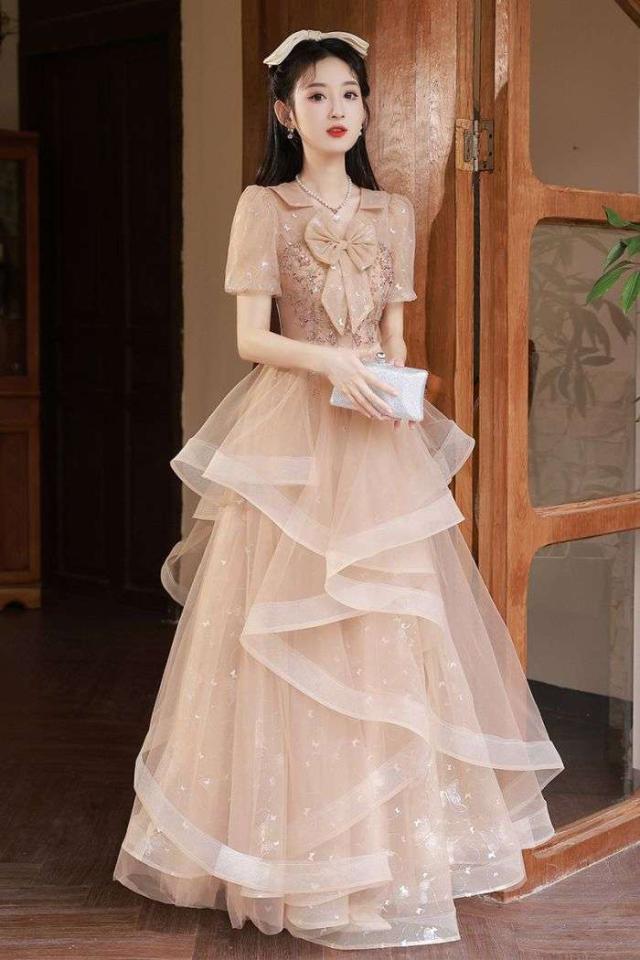 イブニングドレス女性2024 春夏 ロングドレス モデル 結婚式 忘年会