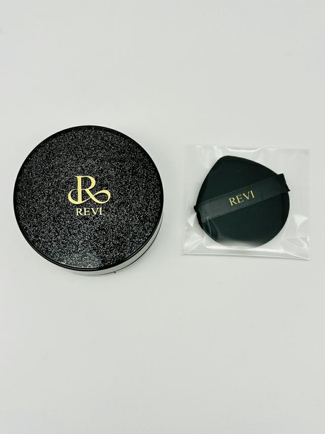 限定セール 2個セット ルヴィ REVI 陶肌ファンデーション オム（黒ラメ）15g 本体 （限定黒レザー：オークル色 ）ファンデーション 正規品 送料無料_3
