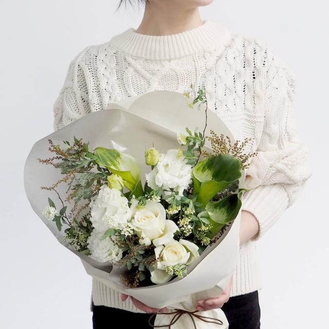 花束 Xlサイズ 白 グリーン 誕生日プレゼント 開店祝い 開業祝い 引っ越し祝い 内祝い 結婚記念日 贈り物 ギフト 生花 の通販はau Pay マーケット Hanna