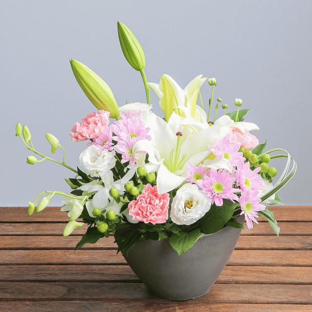 【お供え花・献花】アレンジメント「プレシャス・メモリー ピンク」 お彼岸 お供え花 お悔み 命日 法事 献花 生花 お盆の通販は 5,500円