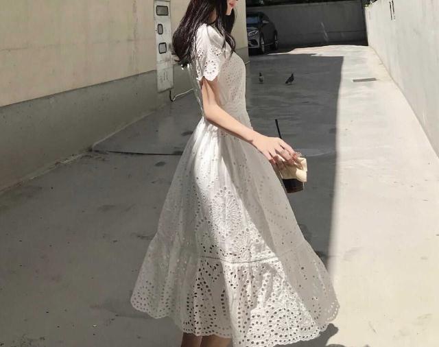 ワンピース ミディアム丈 総レース 半袖 袖あり Vネック ウエスト