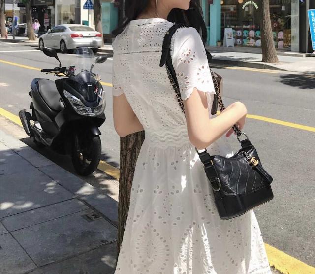 ワンピース ミディアム丈 総レース 半袖 袖あり Vネック ウエスト